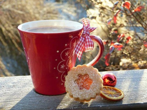 káva a vánoční cukroví