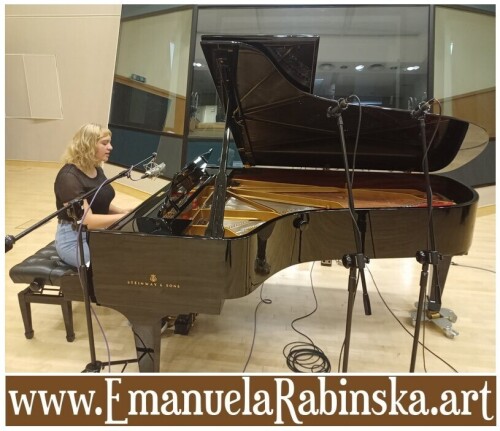 Kompozytorka Emanuela - praca nad muzyką do piosenki Called Angel w Studio Radio Katowice.